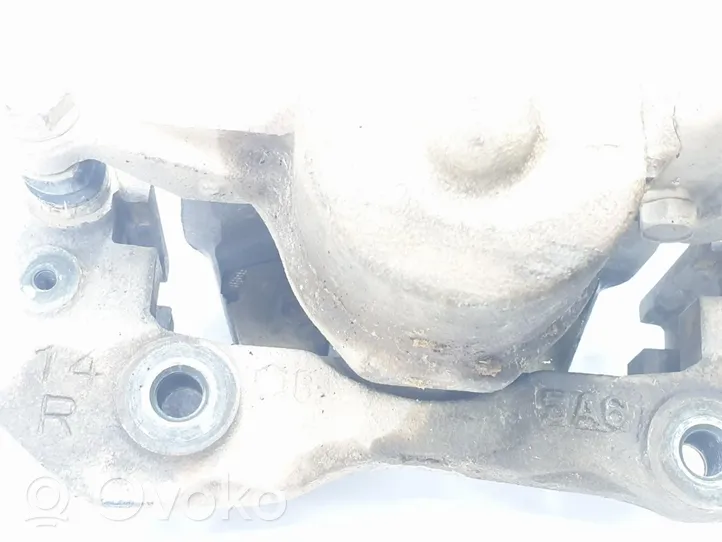 Mitsubishi L200 Pinza del freno anteriore MR527976