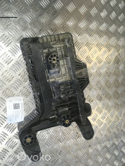 Skoda Yeti (5L) Boîte de batterie 1K0915333