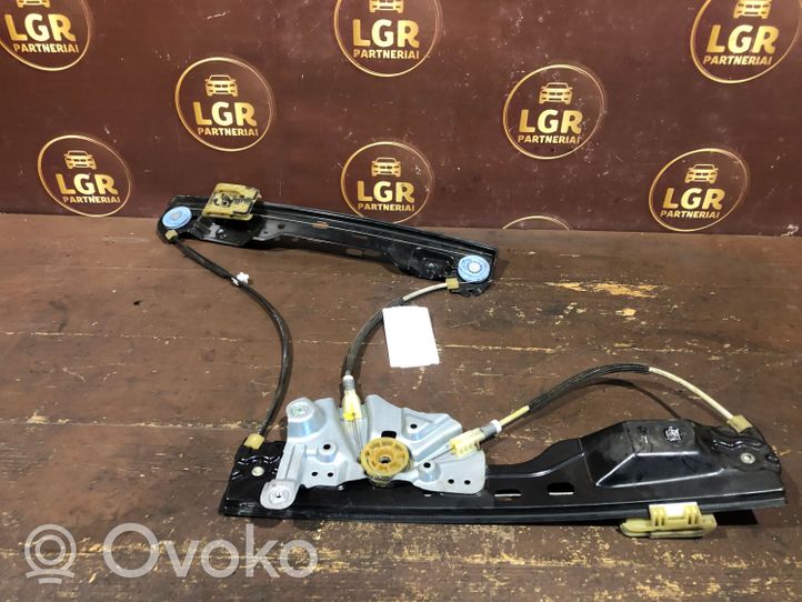 Opel Astra J Meccanismo di sollevamento del finestrino anteriore senza motorino 13260129