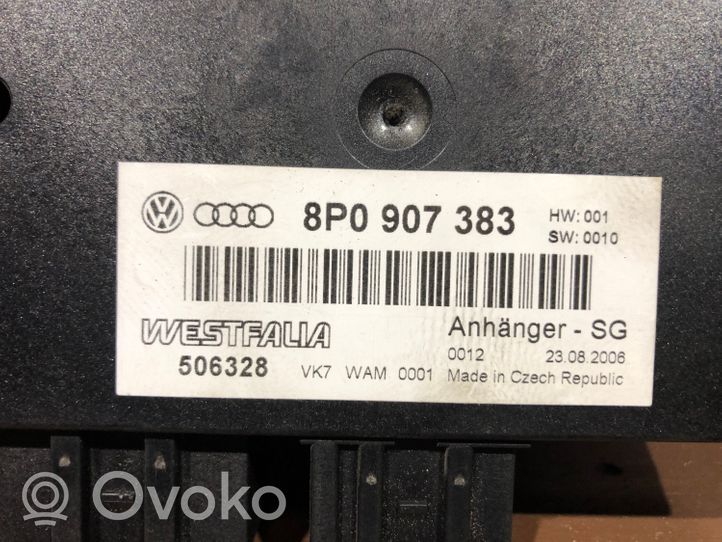 Skoda Octavia Mk2 (1Z) Steuergerät/Modul für die Anhängerkupplung 8P0907383