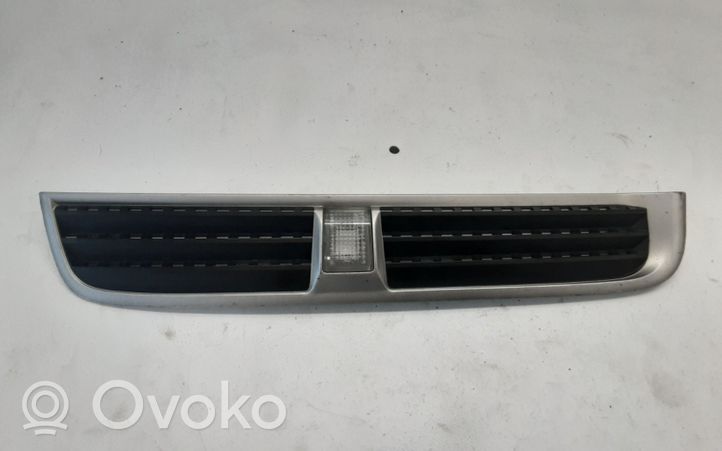 Opel Antara Lusteinlass Gitter Kotflügel 96660403