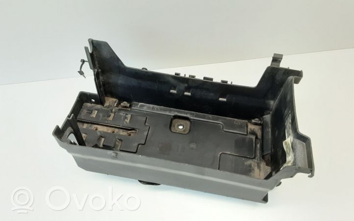 Opel Insignia A Battery tray 13255614