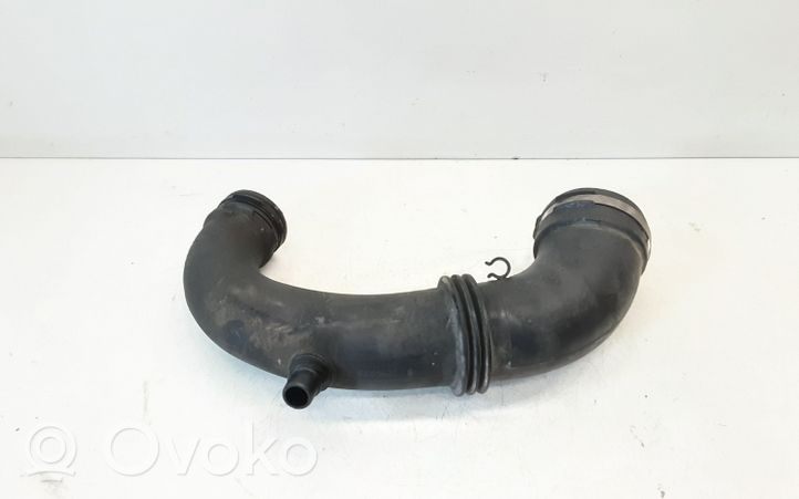 Renault Scenic I Tube d'admission de tuyau de refroidisseur intermédiaire 7700116267