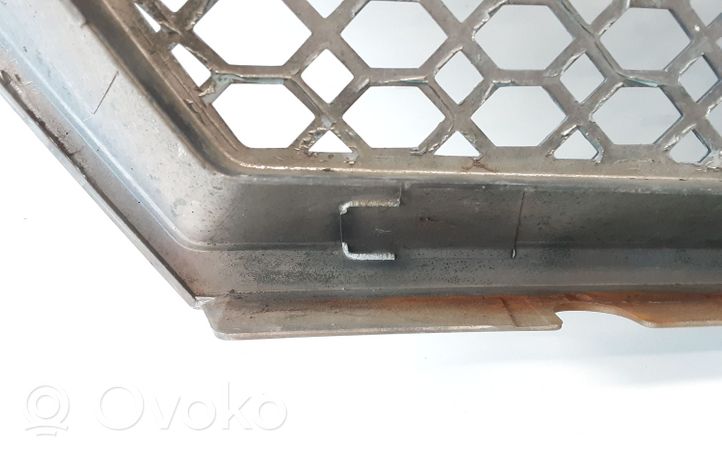 KIA Sorento Maskownica / Grill / Atrapa górna chłodnicy 863503E010