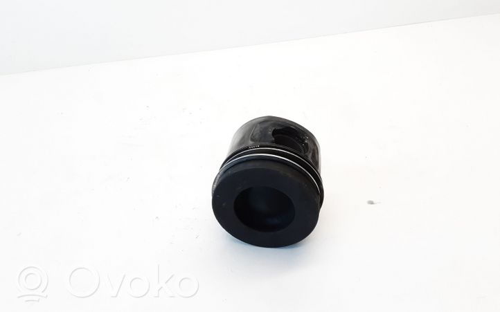 BMW 5 E60 E61 Piston 0840BB