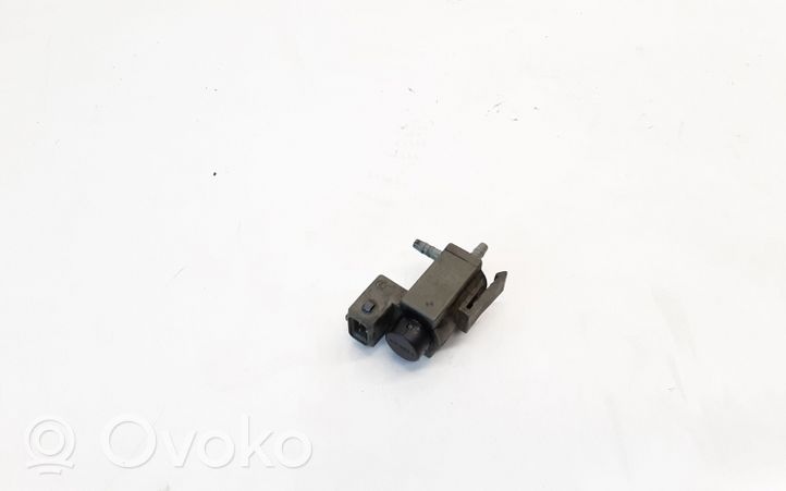 BMW 5 E60 E61 Electrovanne Soupape de Sûreté / Dépression 7537612