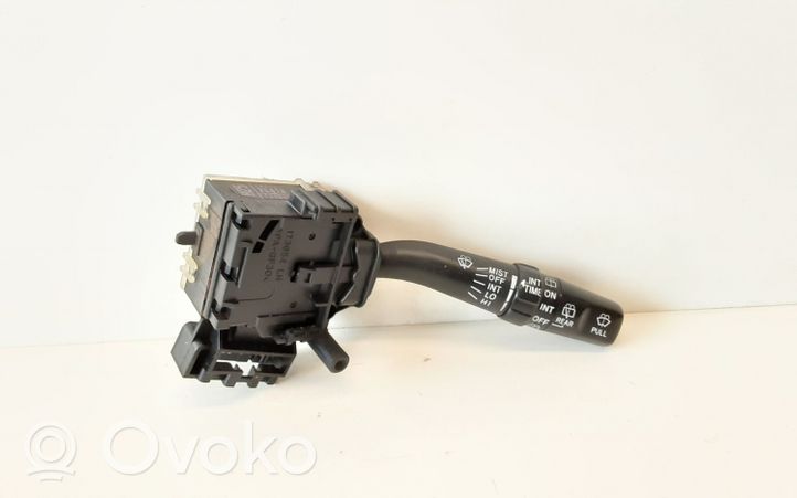 Toyota Avensis Verso Palanca de control del limpiaparabrisas 846522G470