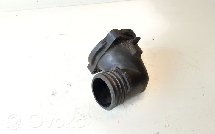 BMW 5 E39 Tubo flessibile del liquido di raffreddamento del motore 