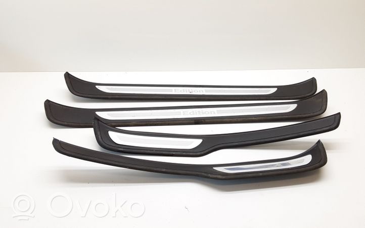 BMW 3 E90 E91 Etuoven kynnyksen suojalista 79071539