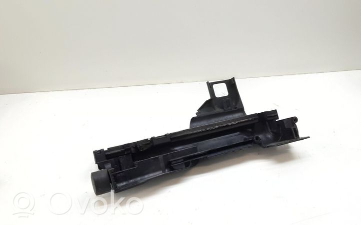 BMW X3 E83 Staffa di montaggio del radiatore 7530254