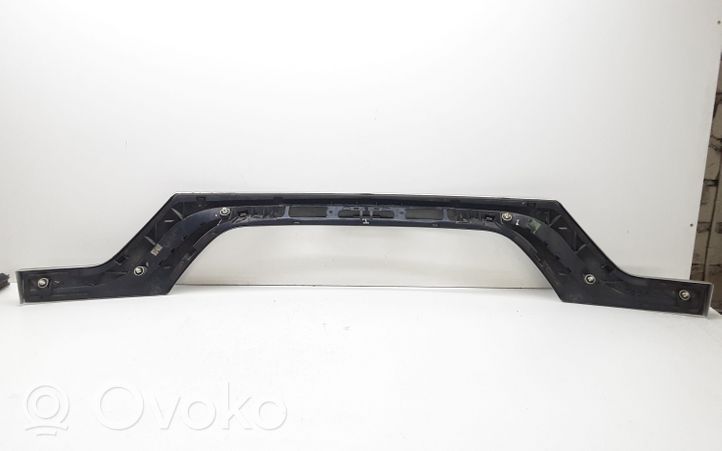 BMW X3 E83 Takaluukun rekisterikilven valon palkki 7052452