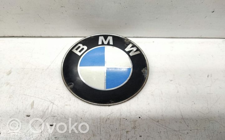 BMW X5 E70 Mostrina con logo/emblema della casa automobilistica 8132375