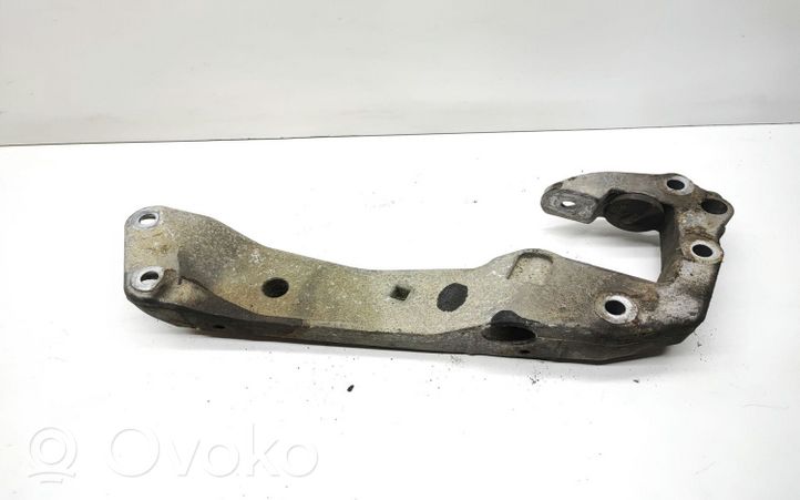 BMW 5 F10 F11 Supporto di montaggio scatola del cambio 6777615