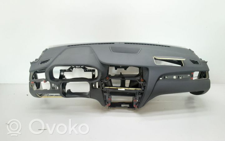 BMW X3 F25 Panelė 58747401