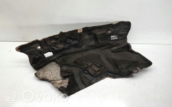 BMW 1 E82 E88 Altra parte del motore 7797411