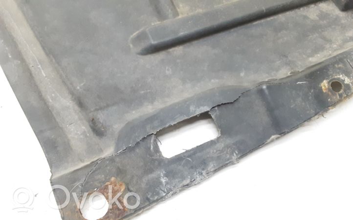 BMW 1 F20 F21 Couvercle de plateau inférieur 7241829