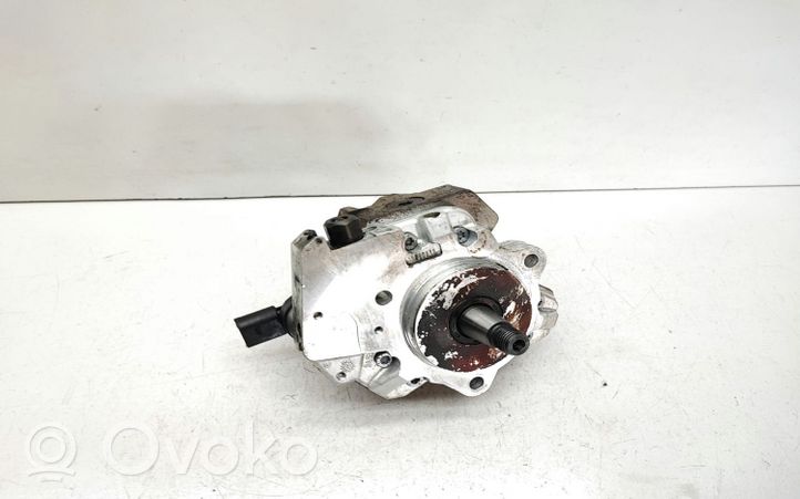 BMW X5 E70 Pompa wtryskowa wysokiego ciśnienia 7798333