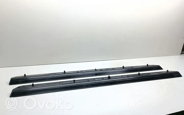BMW 3 E46 Комплект обшивки порога (внутренний) 8204114