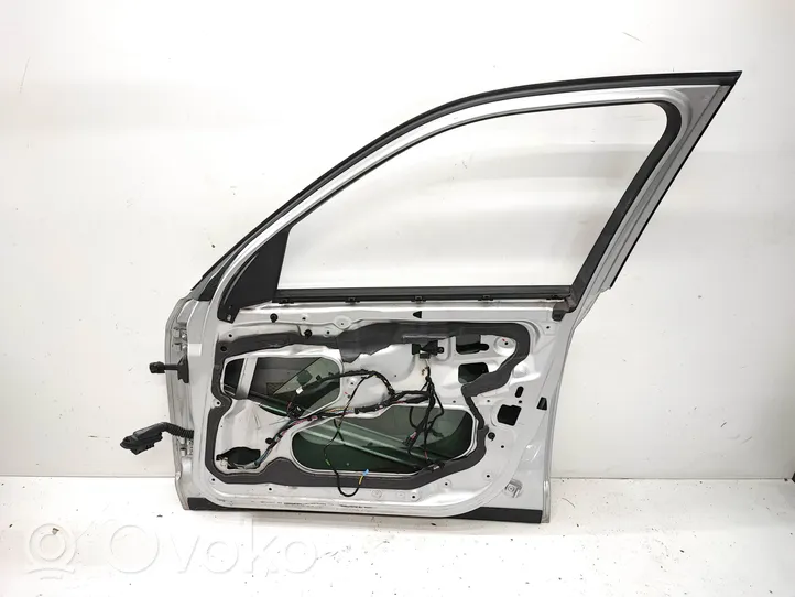 BMW X3 E83 Front door 