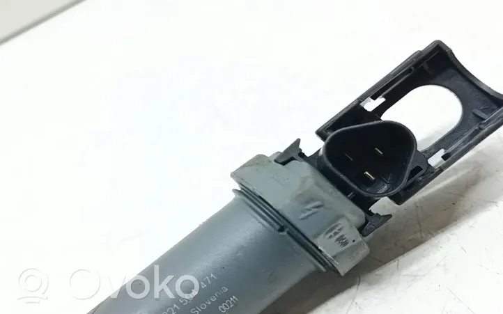 BMW 1 E82 E88 High voltage ignition coil 0221504471