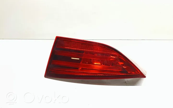 BMW X1 E84 Lampy tylnej klapy bagażnika 2990114