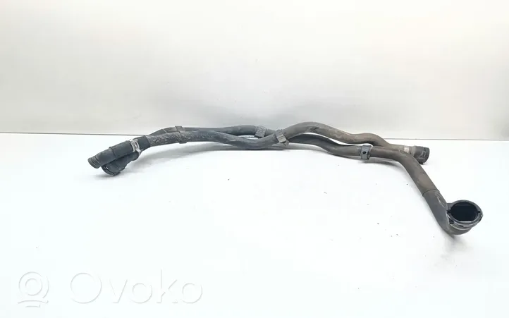 BMW 3 E90 E91 Tuyau de liquide de refroidissement moteur 9124076