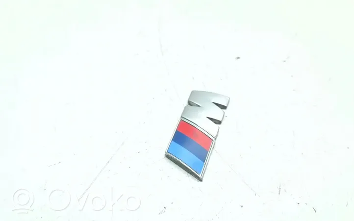 BMW 4 F32 F33 Logo, emblème de fabricant 