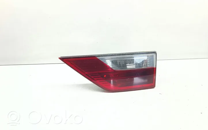 BMW X3 E83 Luci posteriori del portellone del bagagliaio 7162214