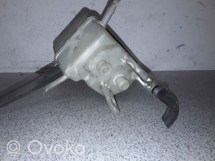 BMW 5 E39 Serbatoio del liquido della frizione 34321165064