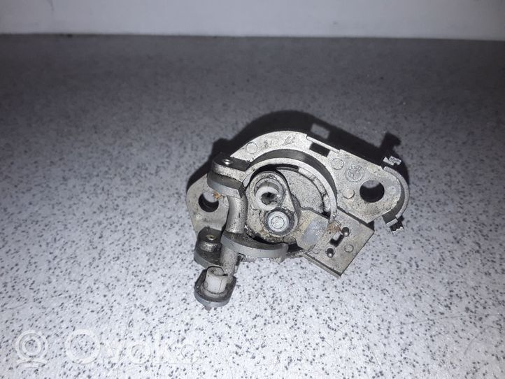 BMW 5 E34 Serrure de loquet coffre 51241946100