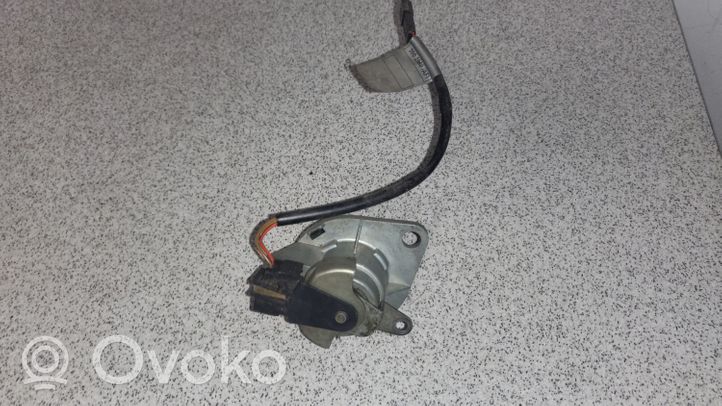 BMW 5 E39 Loading door lock 8363699