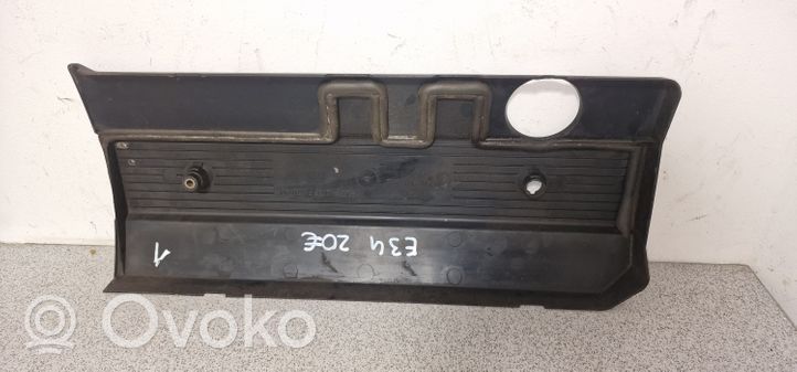 BMW 5 E34 Couvercle cache moteur 1738174