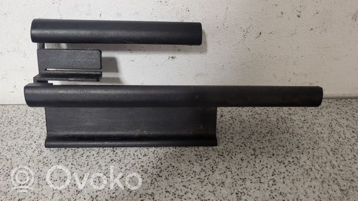 BMW 7 E65 E66 Rivestimento del binario sedile anteriore del passeggero 7007695