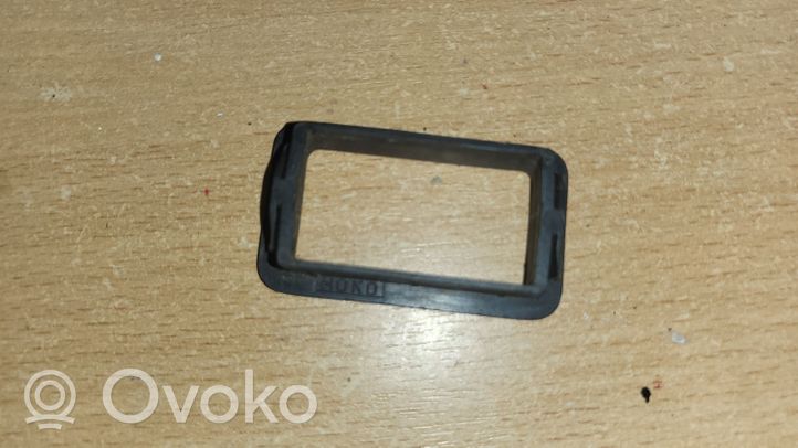 BMW 3 E36 Support bouton lève vitre porte avant 61311387396