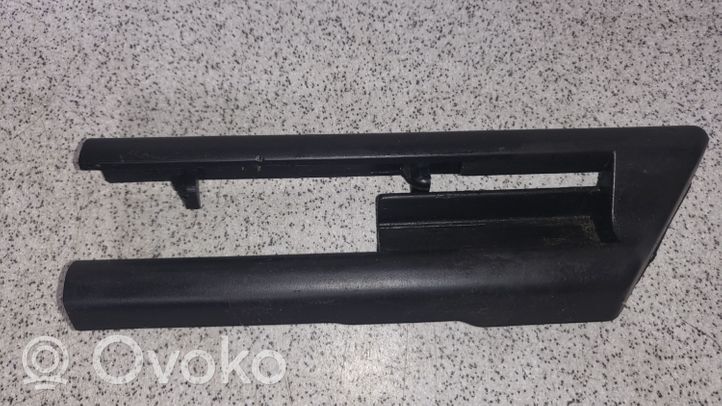 BMW 7 E65 E66 Rivestimento del binario sedile anteriore del passeggero 7007704