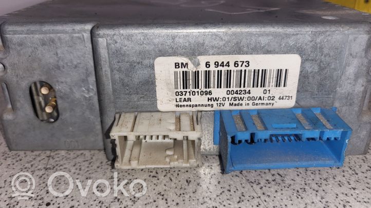 BMW 7 E65 E66 Video control module 6944673