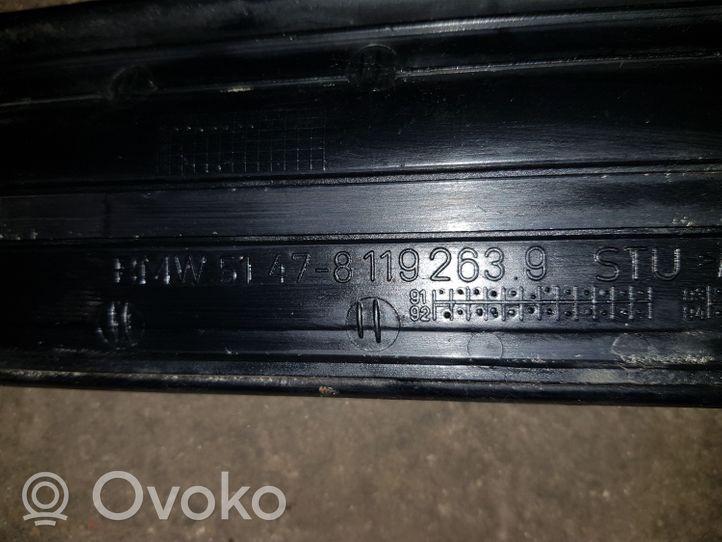 BMW 3 E36 Takaoven kynnyksen suojalista 51478119263