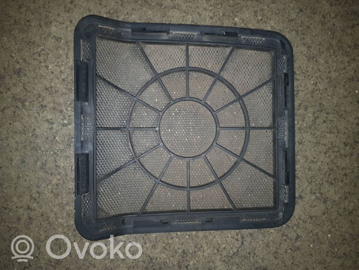 BMW 3 E36 Takaoven kaiuttimen kehys 51461960579