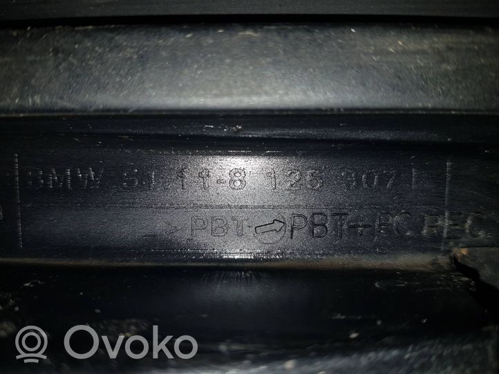 BMW 7 E38 Staffa di rinforzo montaggio del paraurti anteriore 51118125307