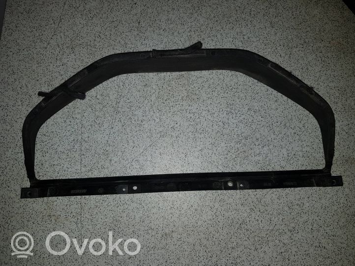 BMW 3 E30 Cornice cruscotto 62111368872