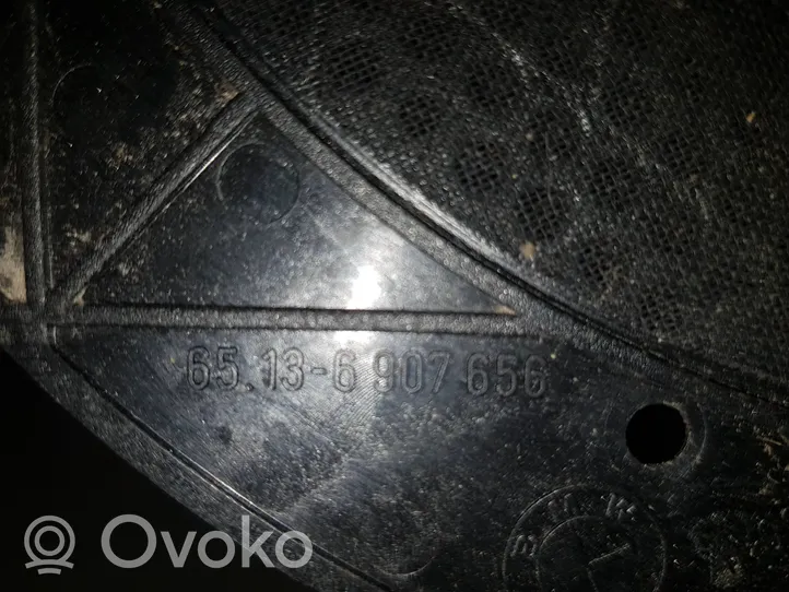 BMW 7 E65 E66 Maskownica głośnika niskotonowego 65136907656