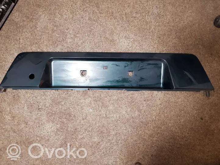 BMW 7 E38 Trunk door license plate light bar 8150379