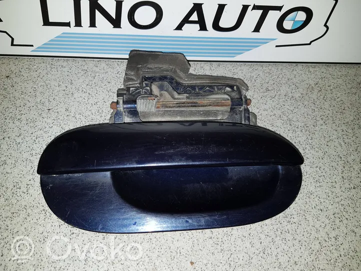 BMW 5 E39 Rear door exterior handle 51220000523