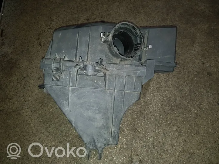 BMW 3 E46 Boîtier de filtre à air 13711712403