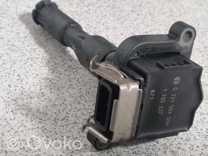 BMW 7 E38 High voltage ignition coil 1703227