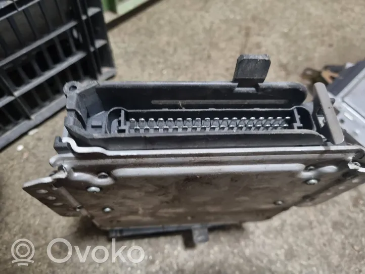 BMW 3 E30 Sterownik / Moduł ECU 0281001089