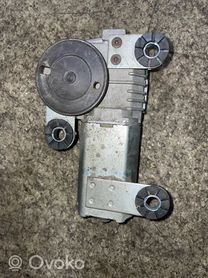 BMW 5 E39 Moteur d'essuie-glace arrière 8361640