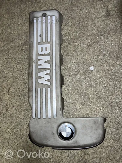BMW 5 E39 Motorabdeckung 7786740