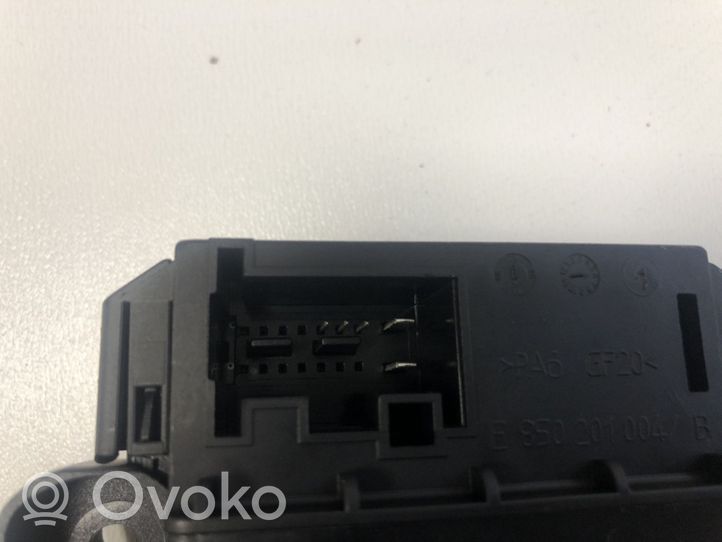 Volkswagen Cross Polo Takaoven ikkunan nostomoottori 6R0959811G