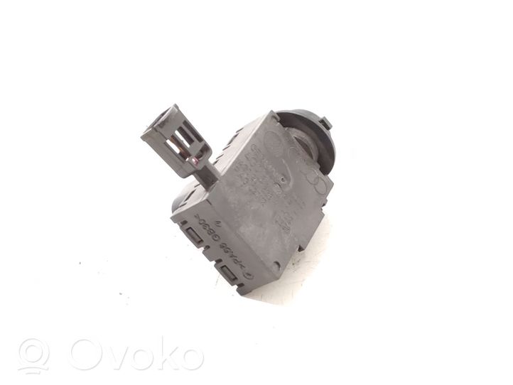 Audi A5 8T 8F Air quality sensor 4G0907658A